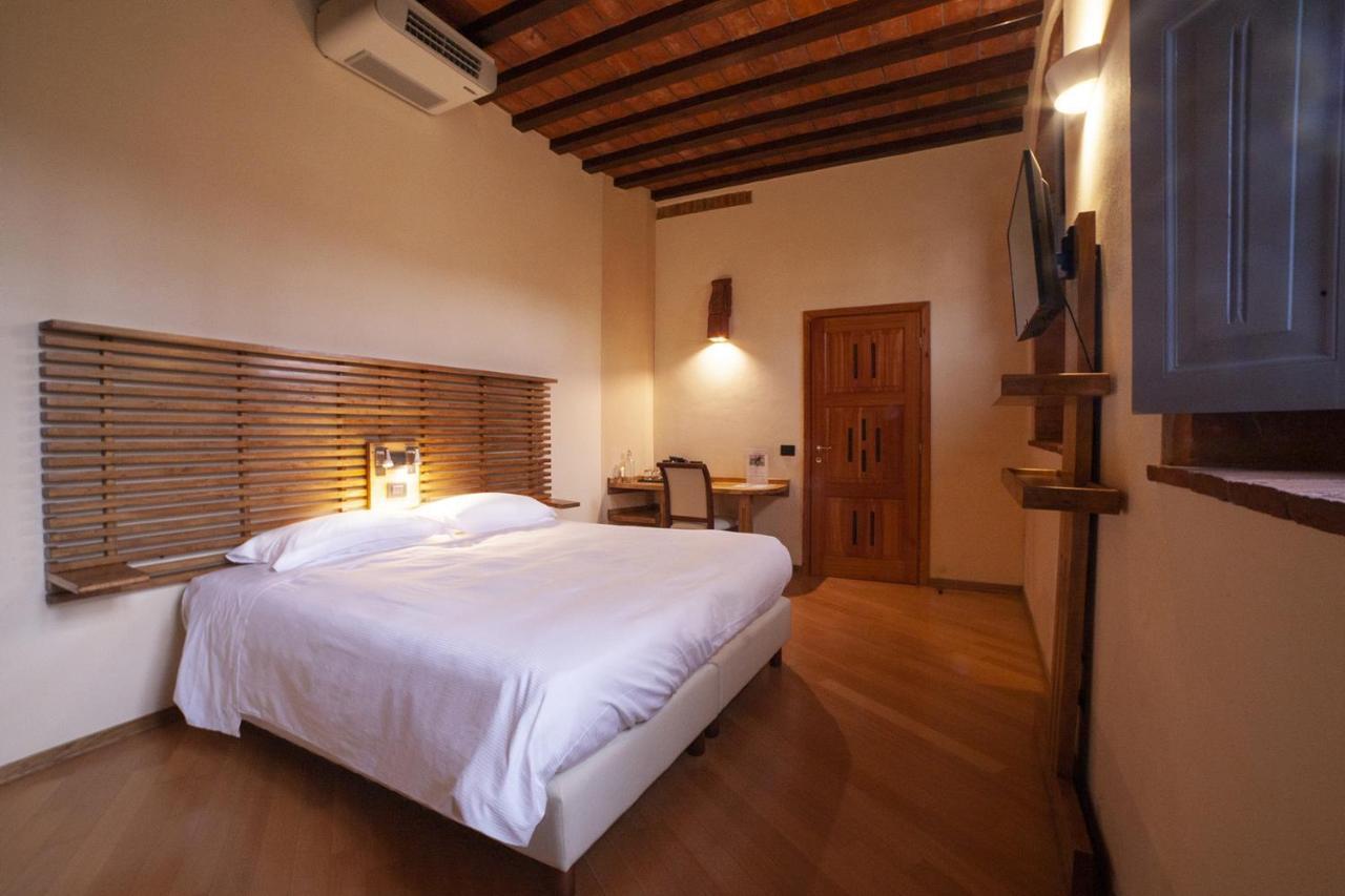 Agriturismo Cascina Farisengo Stagno Lombardo Екстер'єр фото