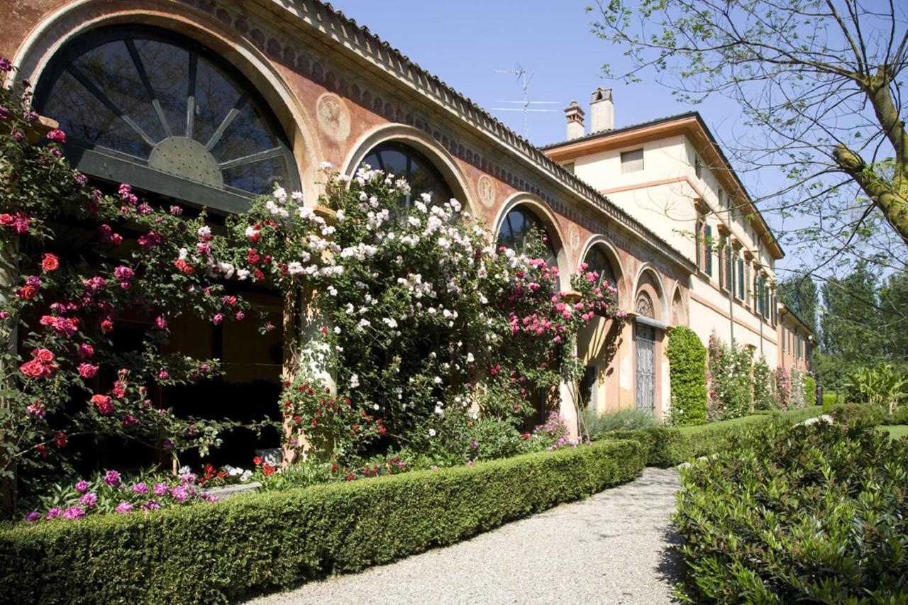 Agriturismo Cascina Farisengo Stagno Lombardo Екстер'єр фото